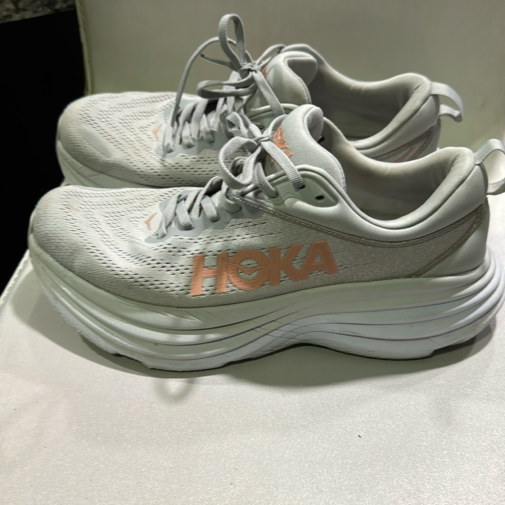 Hoka Bondi8
